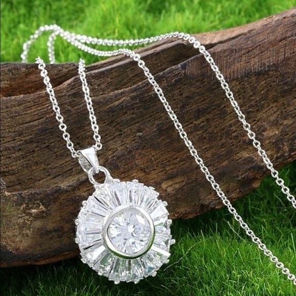 6.75ctw 14k Wt Gold Fill Cubic Zirconia Amulet - Picture 8 of 8